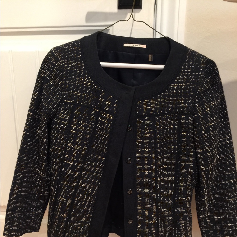 Tahari - Picture 3 of 4